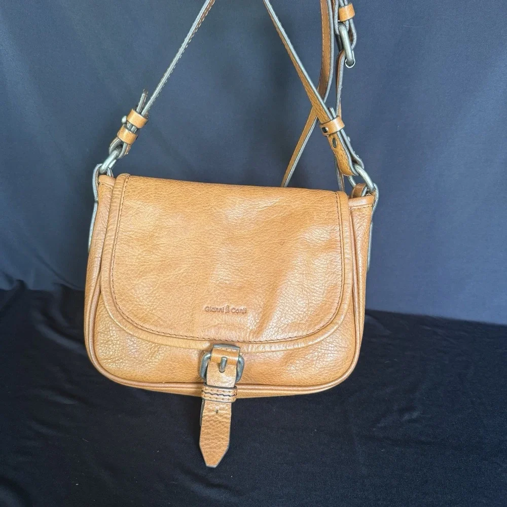 Gianni Conti Leather Crossbody Saddle Bag Made in Italy